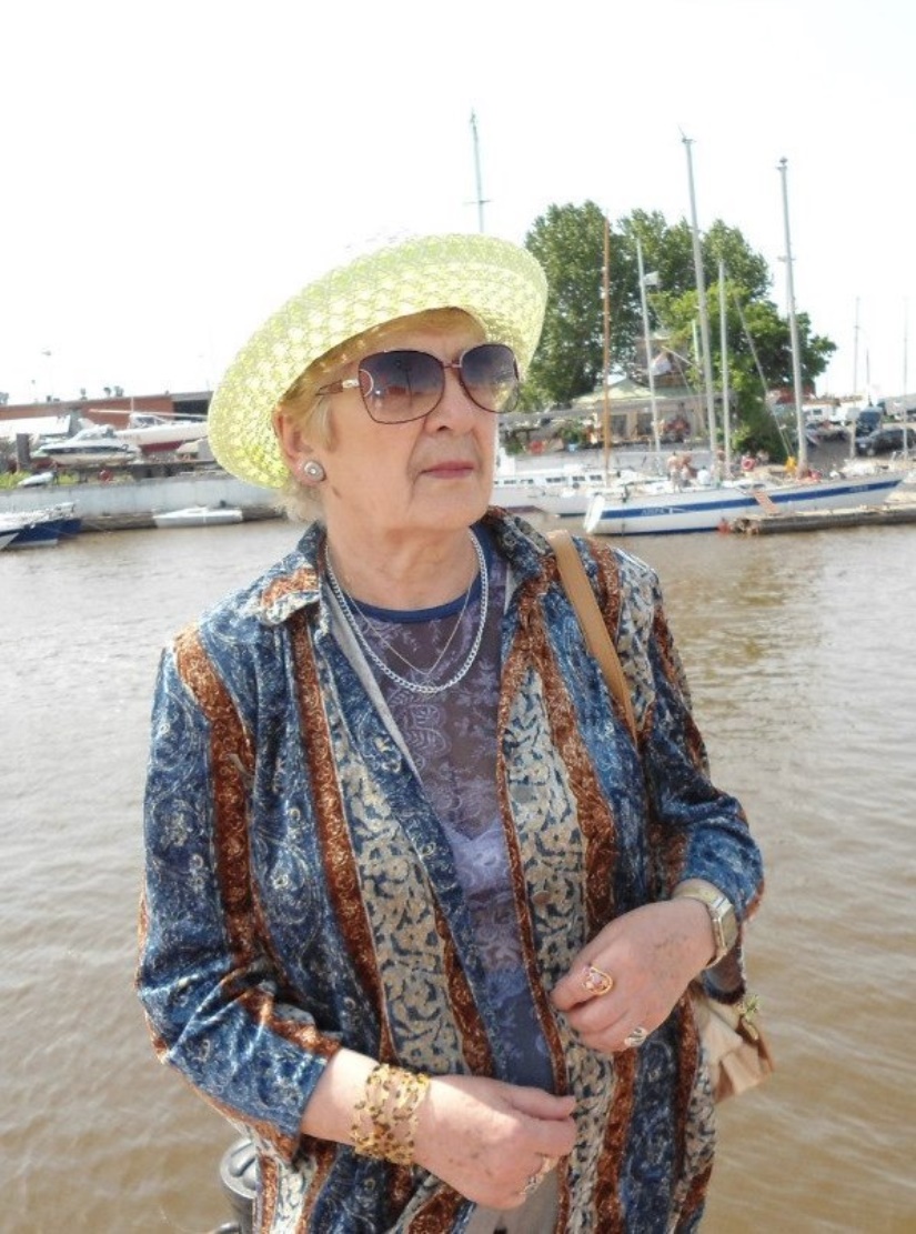 Lina Georgievna Levvovich (1933) - photo 1